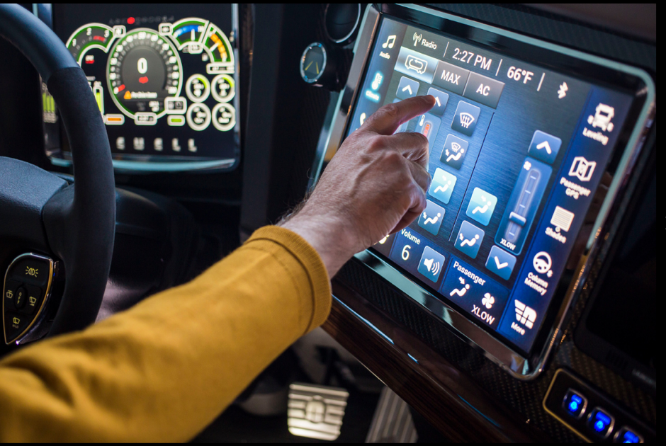 Newell Motorhome infotainment